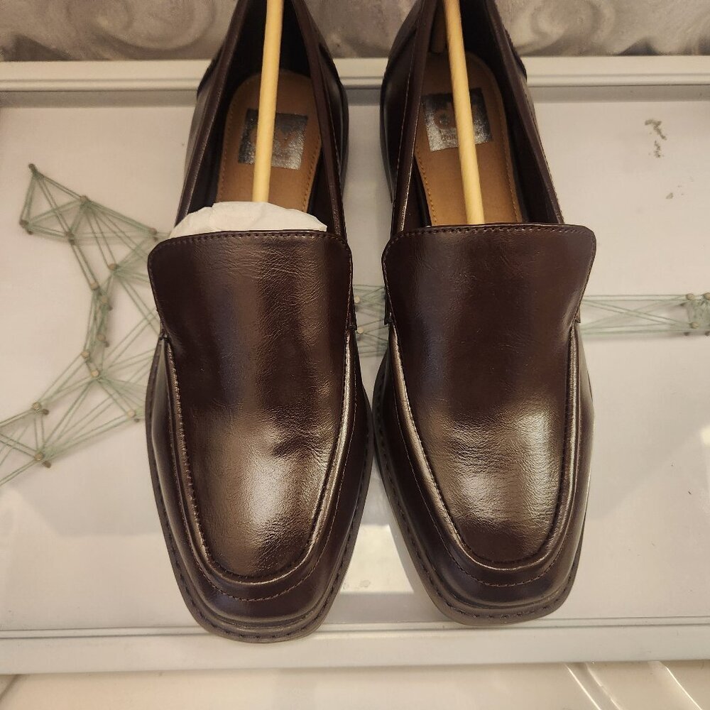 DV by Dolce Vita "Fran" Brown Loafers. NIB. Size 8.5 - Picture 4 of 10